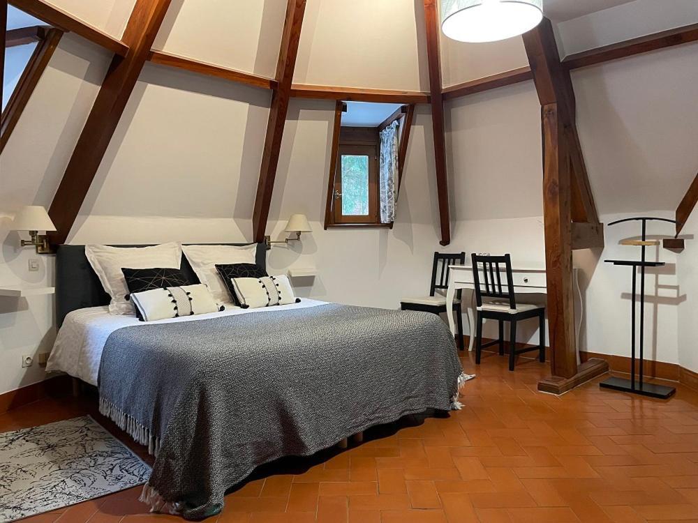 Hotel Le Prieure Des Fontaines Les Preaux Zewnętrze zdjęcie
