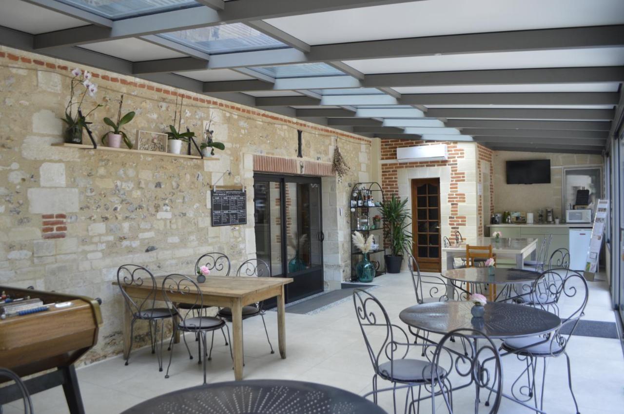 Hotel Le Prieure Des Fontaines Les Preaux Zewnętrze zdjęcie