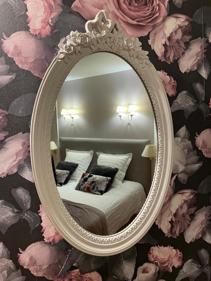 Hotel Le Prieure Des Fontaines Les Preaux Zewnętrze zdjęcie
