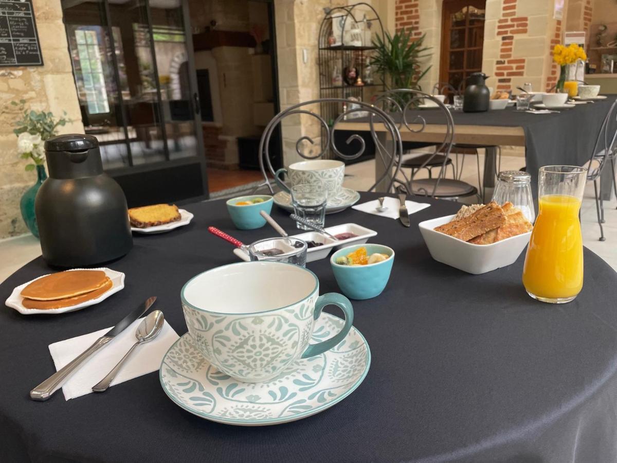 Hotel Le Prieure Des Fontaines Les Preaux Zewnętrze zdjęcie